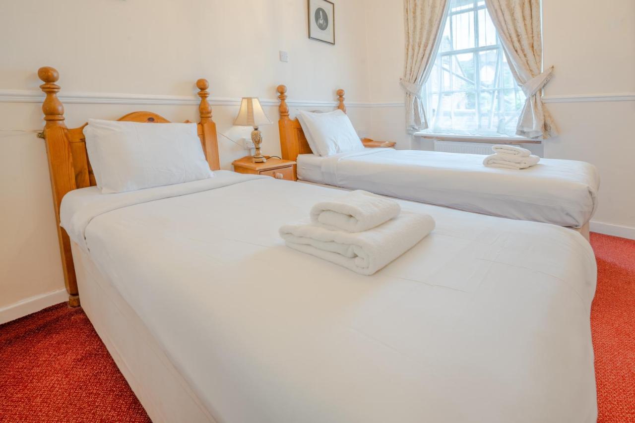 Crown Hotel Cotswold Блокли Экстерьер фото